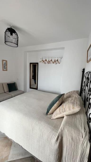 Buganvilla Vejer Apartment
